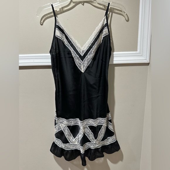Victoria's Secret Other - victoria’s Secret baby doll dress
